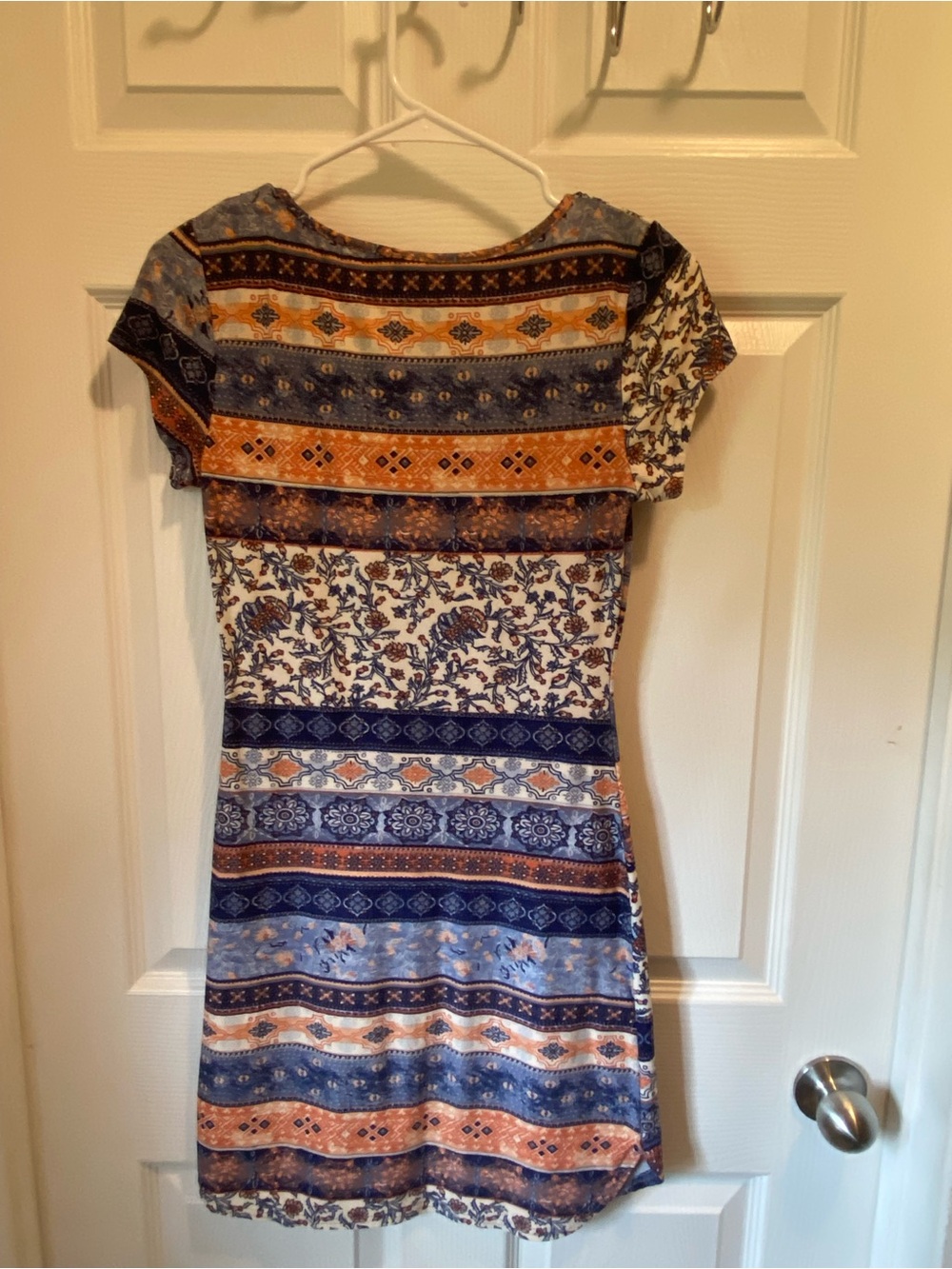 Mudd Short Sleeve Mini Dress in Blue and Tan Pattern